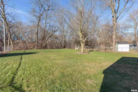 1413 43rd St, Moline, IL 61265 photo 33