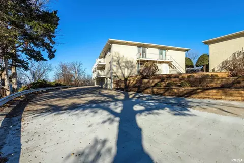930 17th St #21, Moline, IL 61265 photo 24