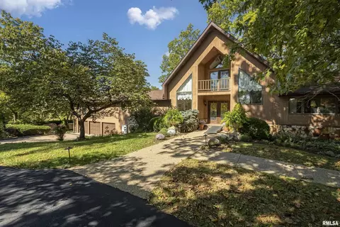 12 J P Cook Dr, Makanda, IL 62958