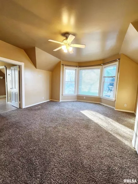 332 Cherry, Quincy, IL 62301 photo 16