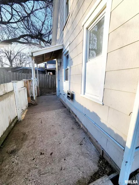332 Cherry, Quincy, IL 62301 photo 5