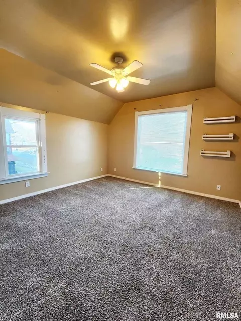 332 Cherry, Quincy, IL 62301 photo 12