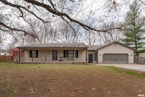 503 Taylor St, Energy, IL 62933