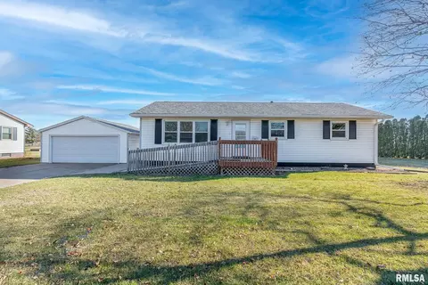 1325 14th St, Orion, IL 61273