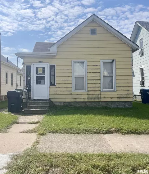 223 5th Ave N, Clinton, IA 52732