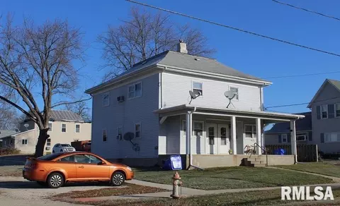 1002 Lake St, Kewanee, IL 61443