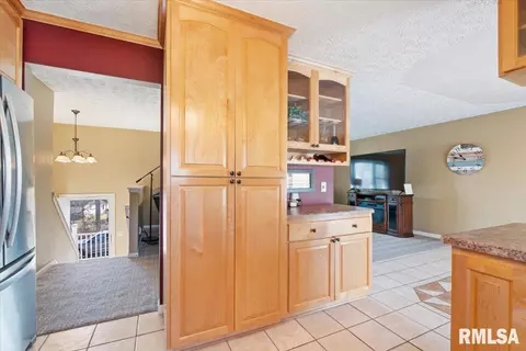 1447 35th Ave, Moline, IL 61265 photo 14