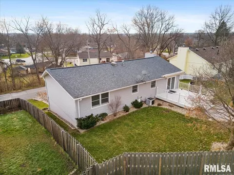 1447 35th Ave, Moline, IL 61265 photo 34