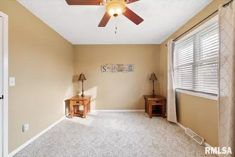 1447 35th Ave, Moline, IL 61265 photo 19