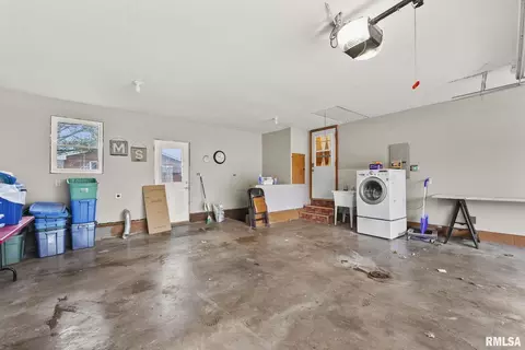 306 W Center St, Atkinson, IL 61235 photo 16
