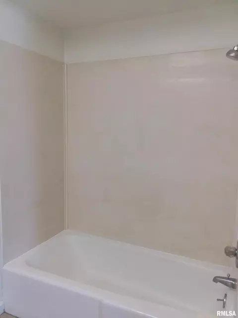 3520-3522 34th St, Moline, IL 61265 photo 10