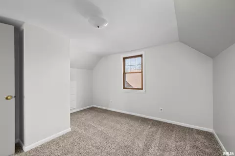 2371 24th St, Moline, IL 61265 photo 20