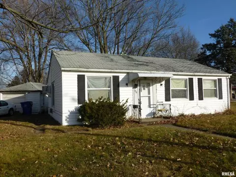 974 40th St, Moline, IL 61265 photo 2