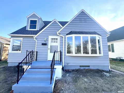 941 Spalding Blvd, Davenport, IA 52804