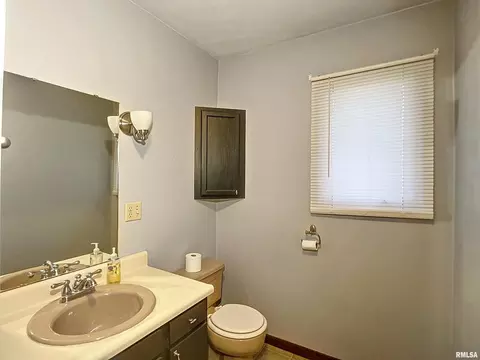 205 S State St, Annawan, IL 61234 photo 16