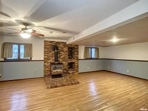 205 S State St, Annawan, IL 61234 photo 18