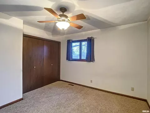 205 S State St, Annawan, IL 61234 photo 11