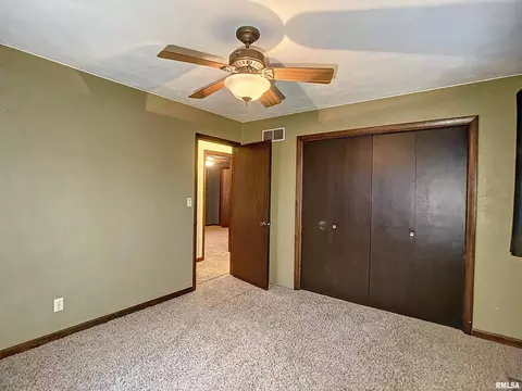 205 S State St, Annawan, IL 61234 photo 8