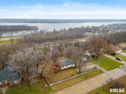 203 S Barrington Dr, Hampton, IL 61256 photo 48