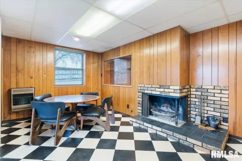 203 S Barrington Dr, Hampton, IL 61256 photo 35