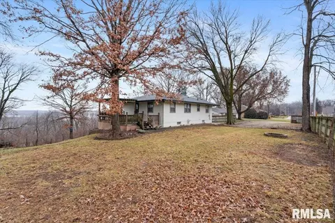 203 S Barrington Dr, Hampton, IL 61256 photo 3
