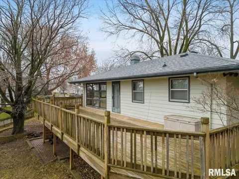 203 S Barrington Dr, Hampton, IL 61256 photo 46
