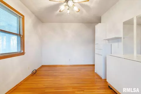 203 S Barrington Dr, Hampton, IL 61256 photo 30