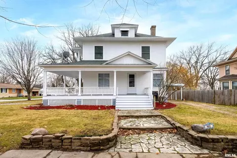 901 Lynn St, Tipton, IA 52772