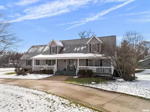 1300 Lakeside Ct, Port Byron, IL 61275