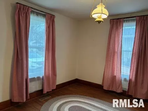 126 Smith St, Kewanee, IL 61443 photo 10