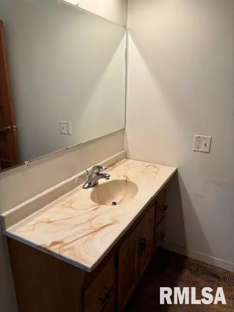 126 Smith St, Kewanee, IL 61443 photo 33