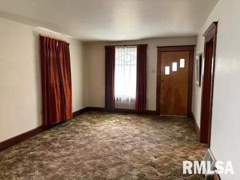 126 Smith St, Kewanee, IL 61443 photo 9