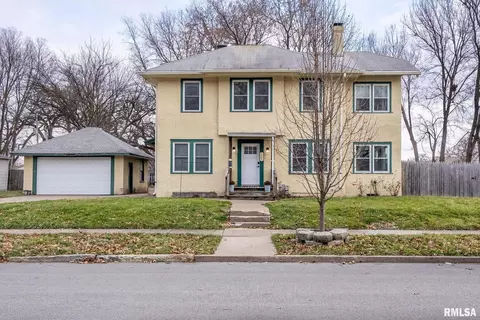 1505 Grand Ave, Davenport, IA 52803