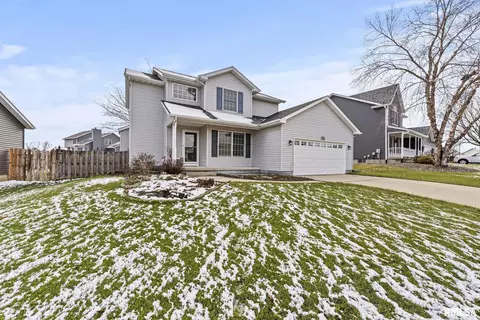 1431 W 52nd St, Davenport, IA 52806