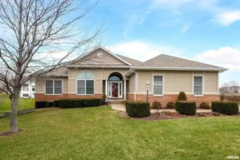 3398 Marynoel Ave, Bettendorf, IA 52722