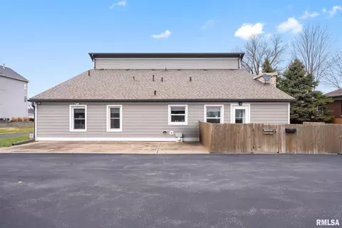 4510 River Dr, Moline, IL 61265 photo 3
