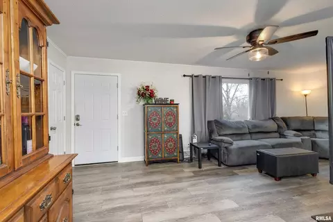 1017 Brookside Rd, Clinton, IA 52732 photo 8