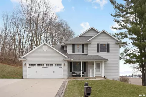 1 Oak Grove Rd, Geneseo, IL 61254