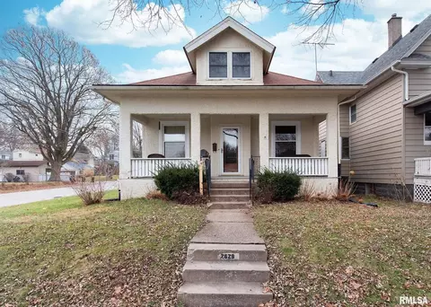 2629 Pershing Ave, Davenport, IA 52803