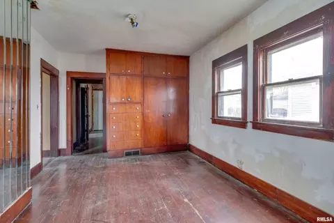 2311 6th Ave, Moline, IL 61265 photo 9