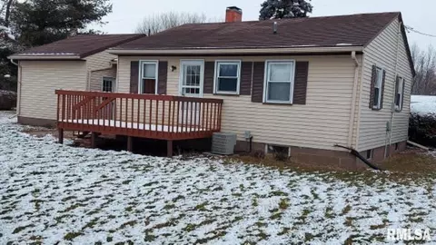 406 E A St, Alpha, IL 61413 photo 3