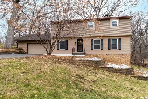 4432 37th Ave, Rock Island, IL 61201