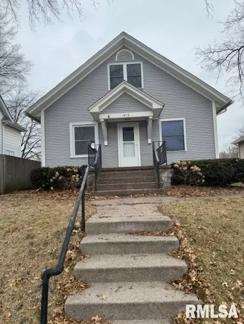1812 W 16th St, Davenport, IA 52804