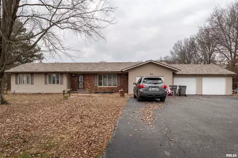 605 Taylor St, Energy, IL 62933
