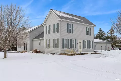 2112 400th Ave, Clinton, IA 52732