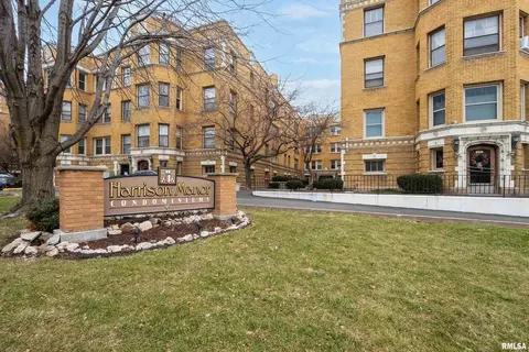2512 Harrison St #L2, Davenport, IA 52803