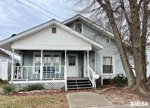 107 N 19th St, Herrin, IL 62948
