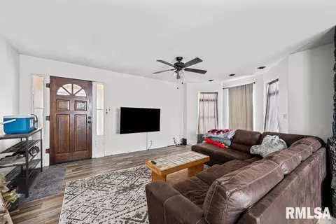 2823 8th Ave, Moline, IL 61265 photo 5