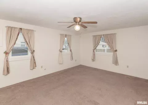3711 14th Ave, Moline, IL 61265 photo 5
