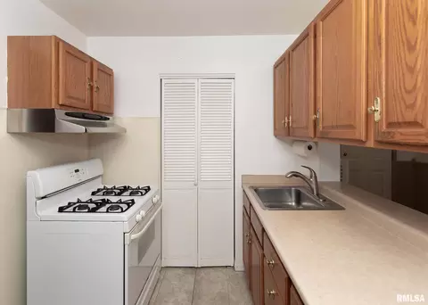 3711 14th Ave, Moline, IL 61265 photo 9